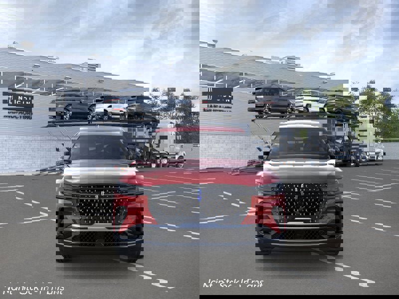 New 2026 Lincoln Nautilus Premier image 6