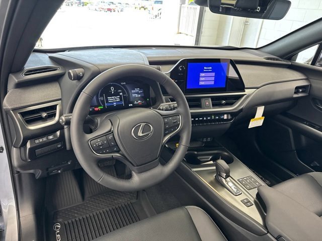 New 2026 Lexus UX 300h AWD image 17