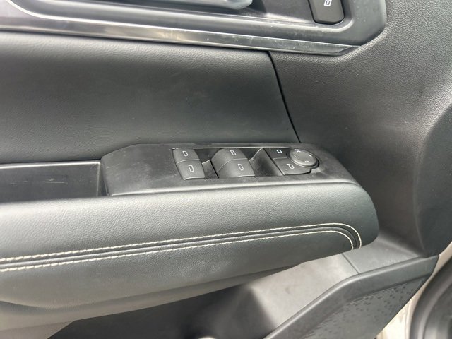 Used 2025 GMC Terrain Elevation image 13