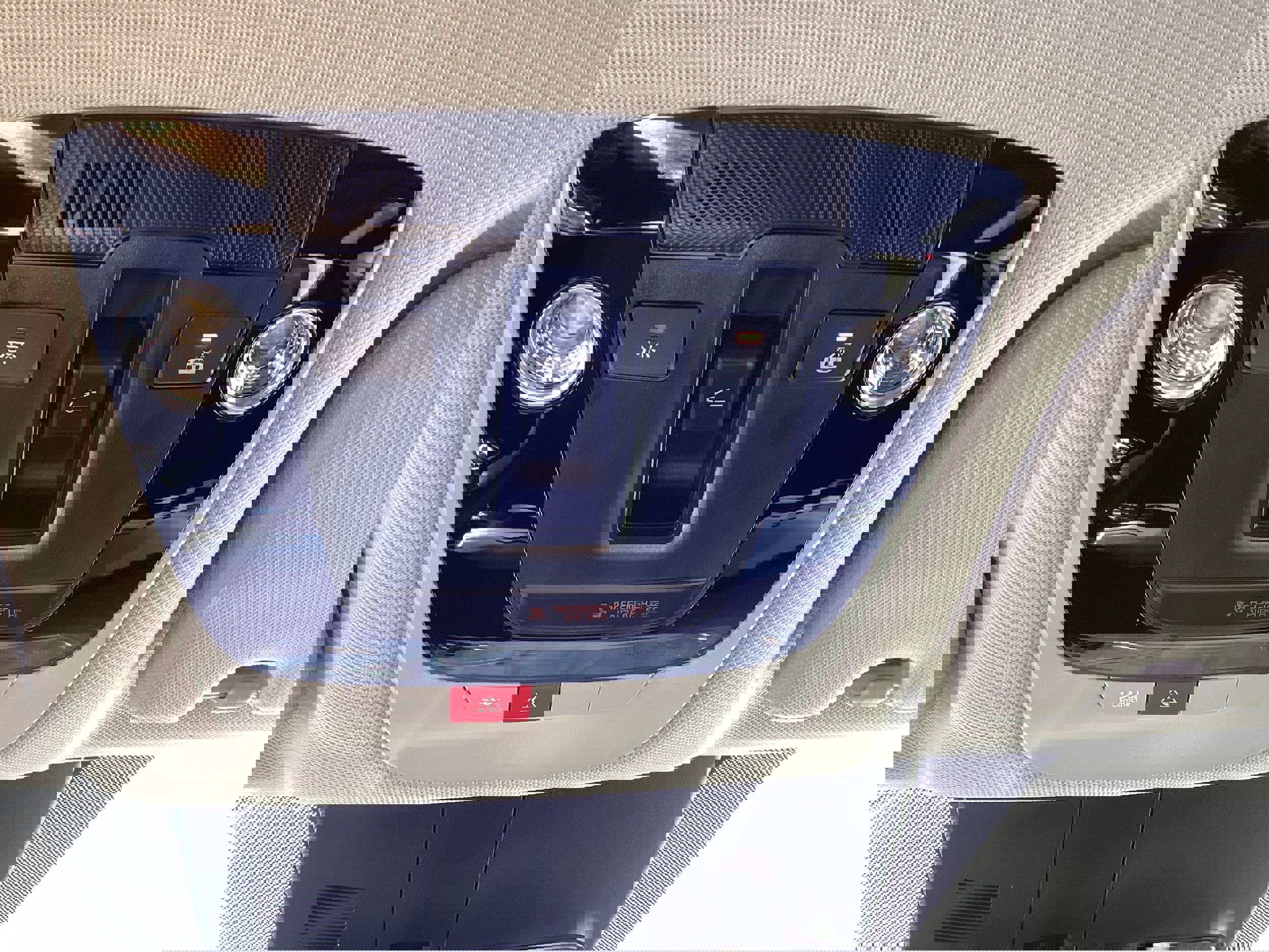 Used 2025 Kia Sorento EX w/ Panoramic Sunroof Package image 24