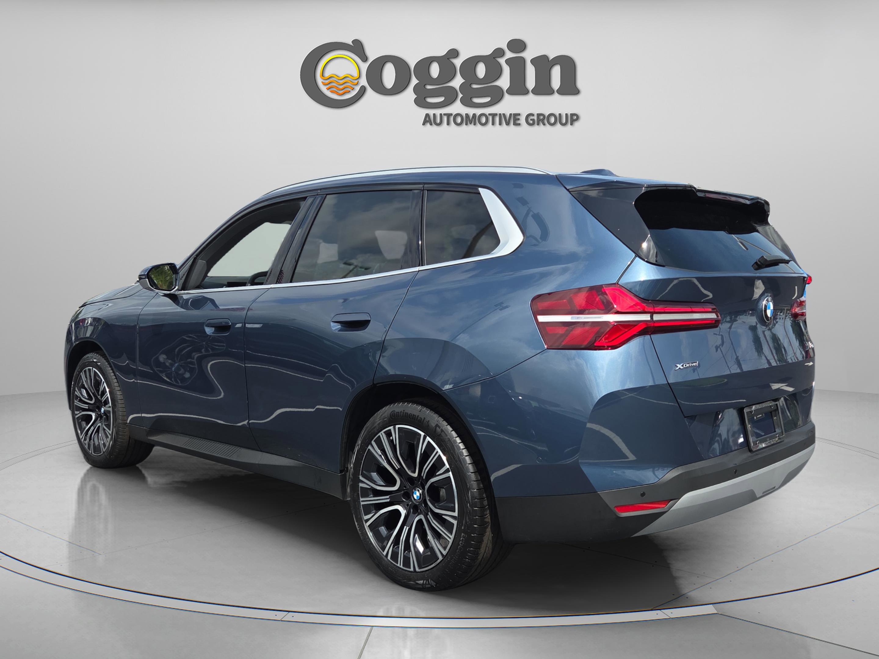 Certified 2025 BMW X3 xDrive30i w/ Convenience Package image 3