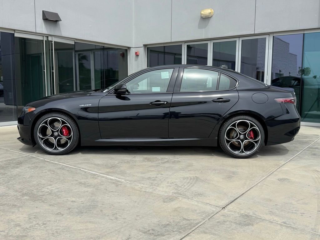 New 2026 Alfa Romeo Giulia RWD image 4
