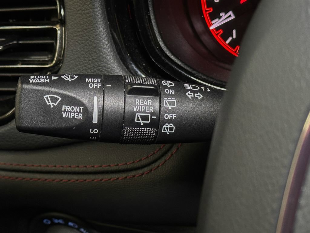 Certified 2025 Dodge Durango GT image 33