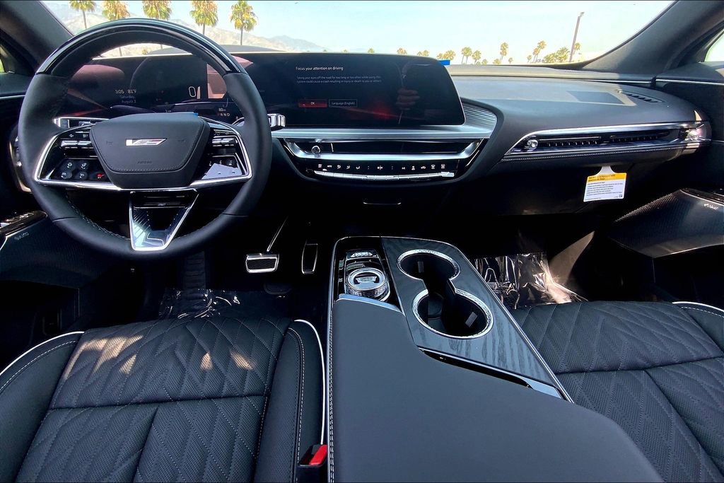 New 2026 Cadillac Lyriq V image 7