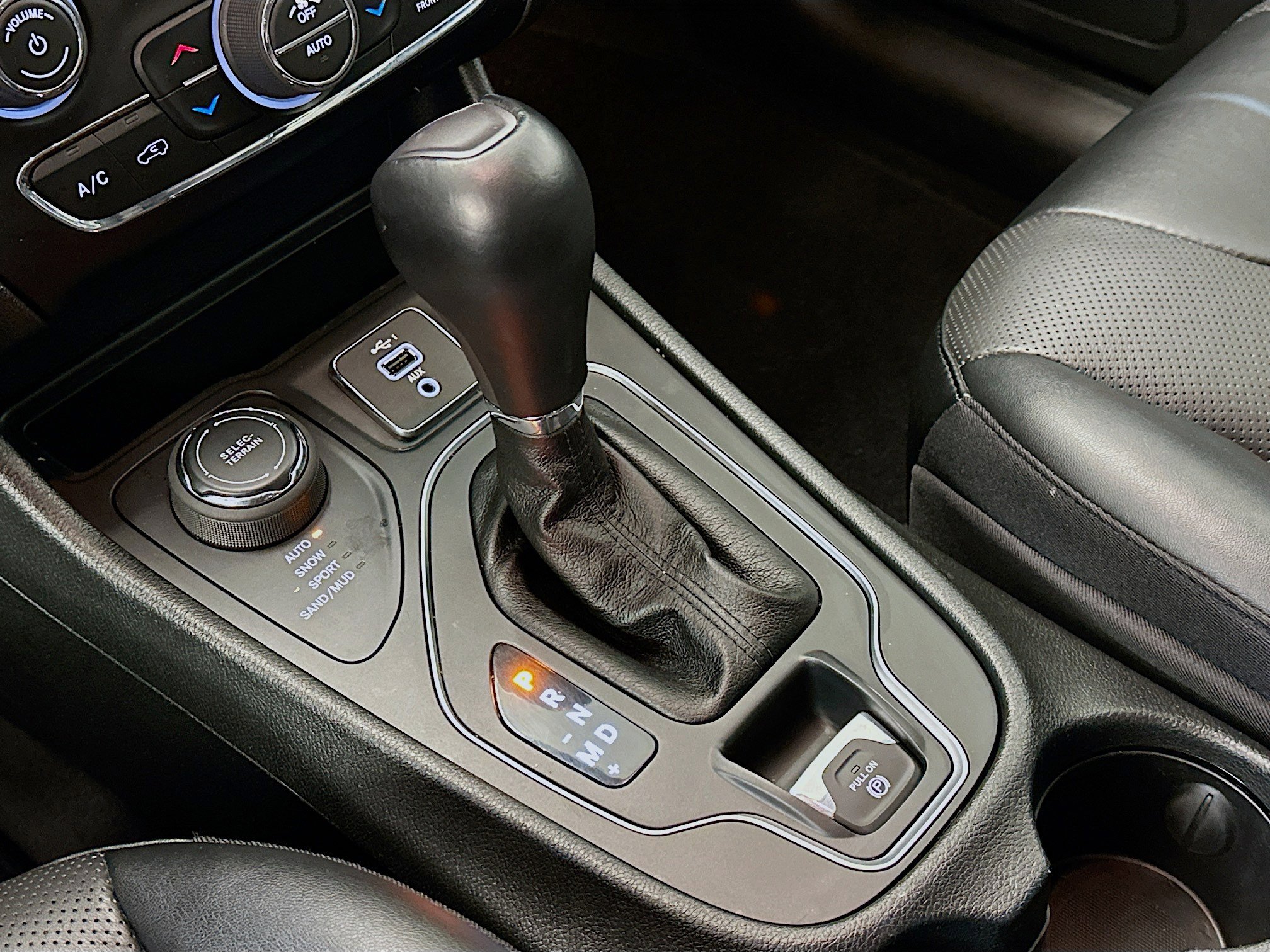 Used 2022 Jeep Cherokee Latitude Lux image 24