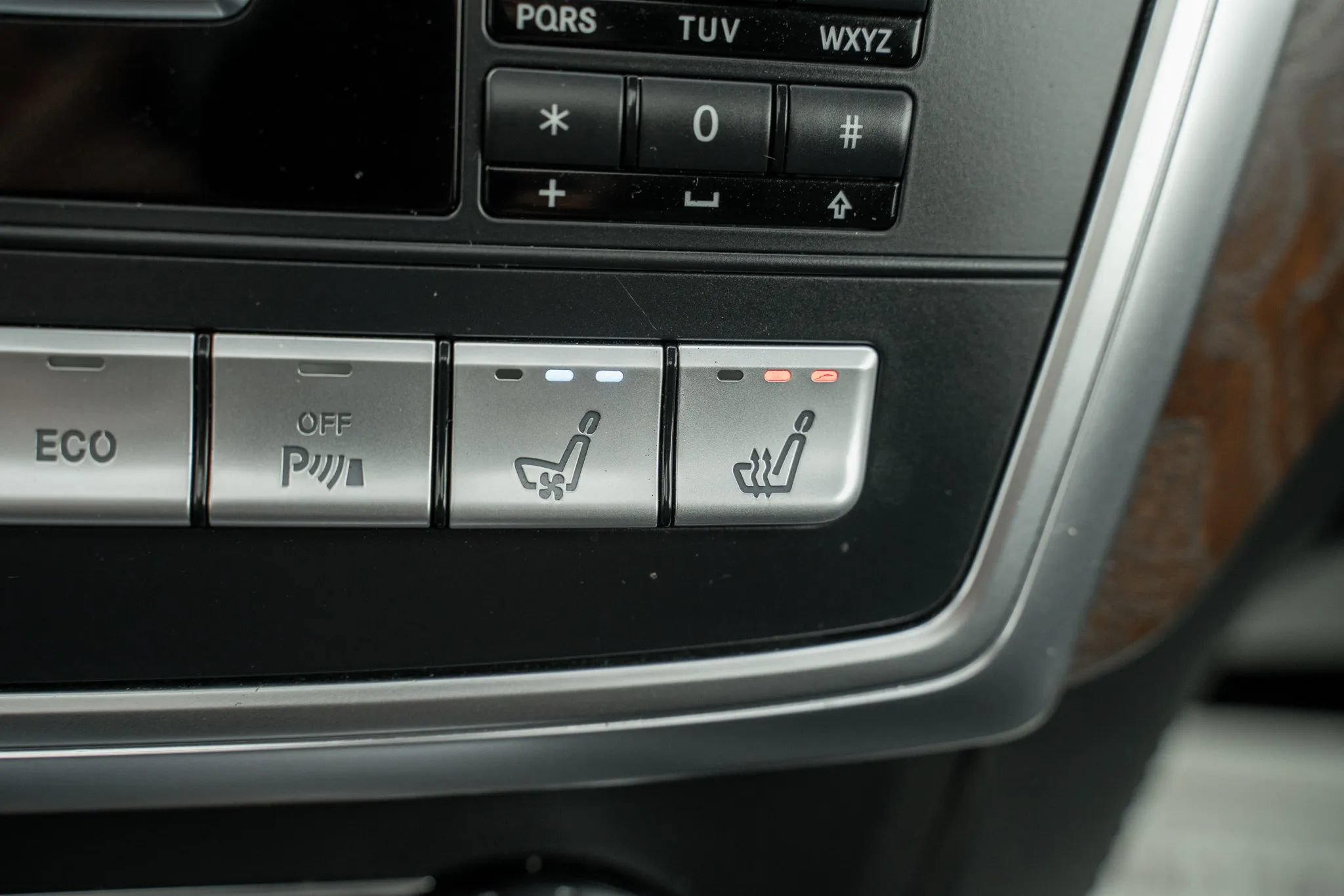 Used 2013 Mercedes-Benz GL 63 AMG 4MATIC image 35