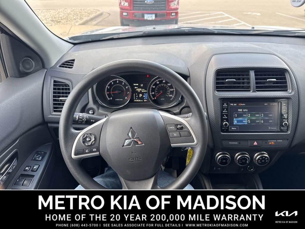 Used 2025 Mitsubishi Outlander Sport ES image 13