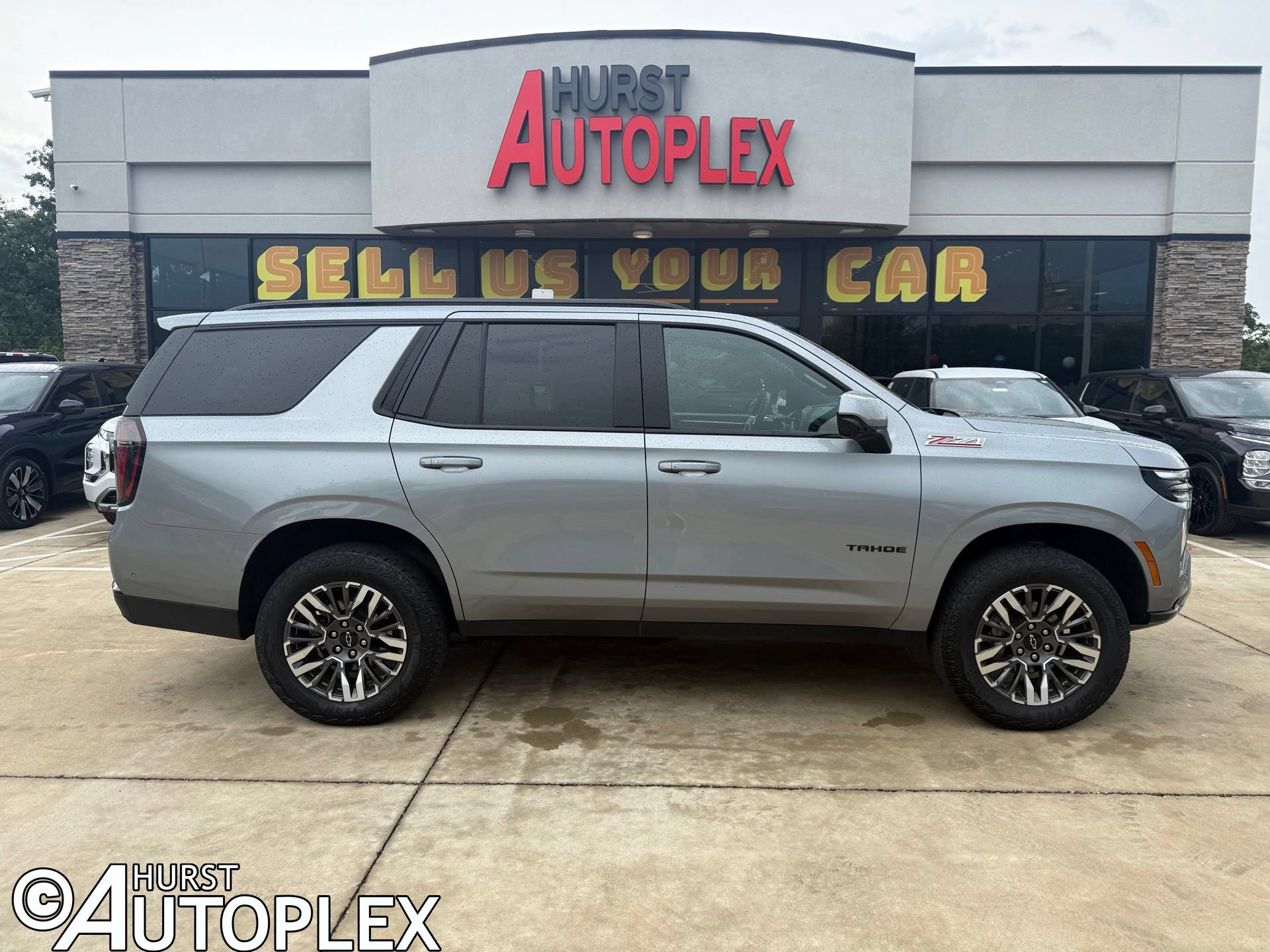 Used 2025 Chevrolet Tahoe Z71 AWD/4WD image 1