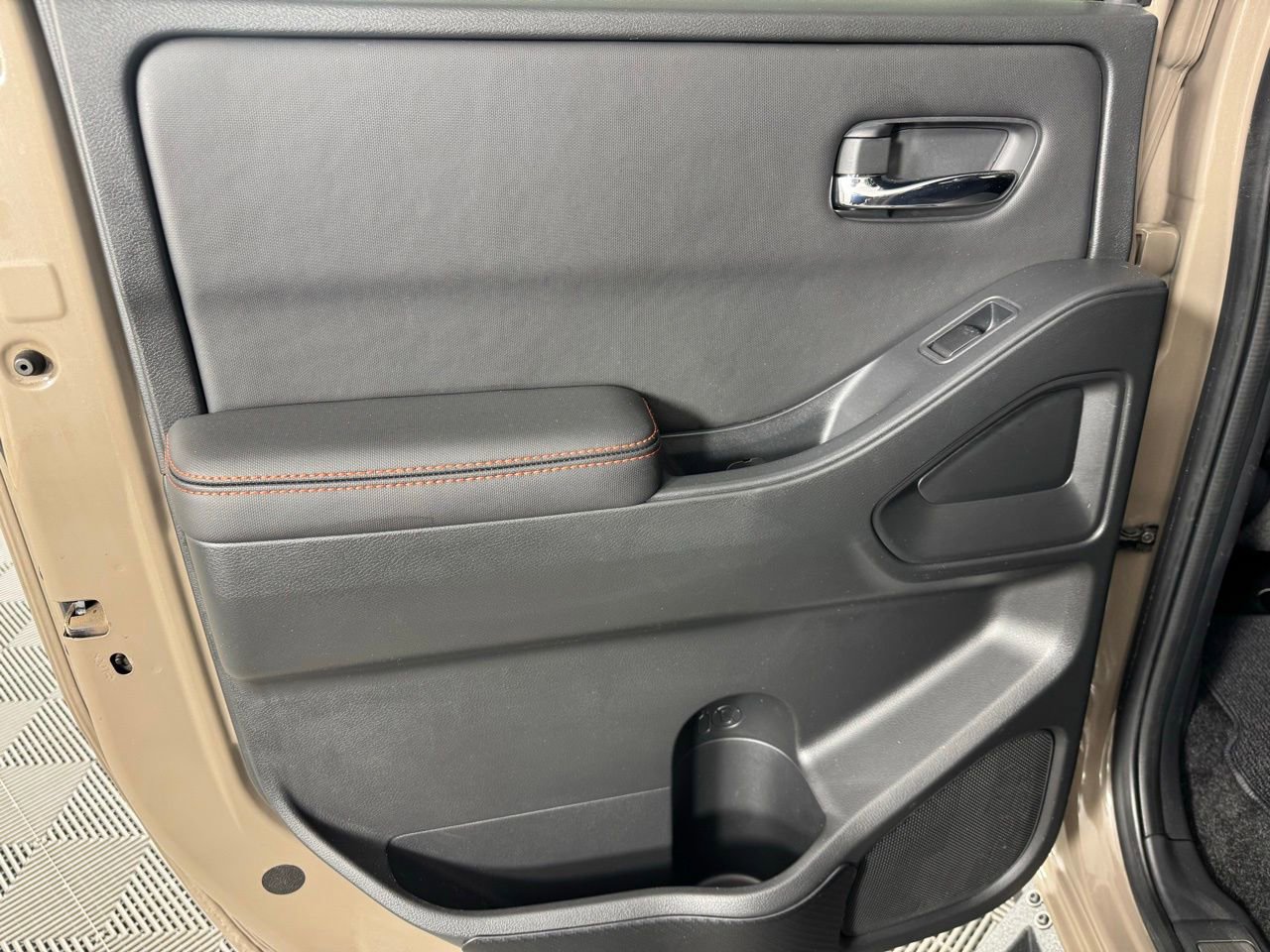 Used 2023 Nissan Frontier PRO-4X w/ Pro Convenience Package image 22