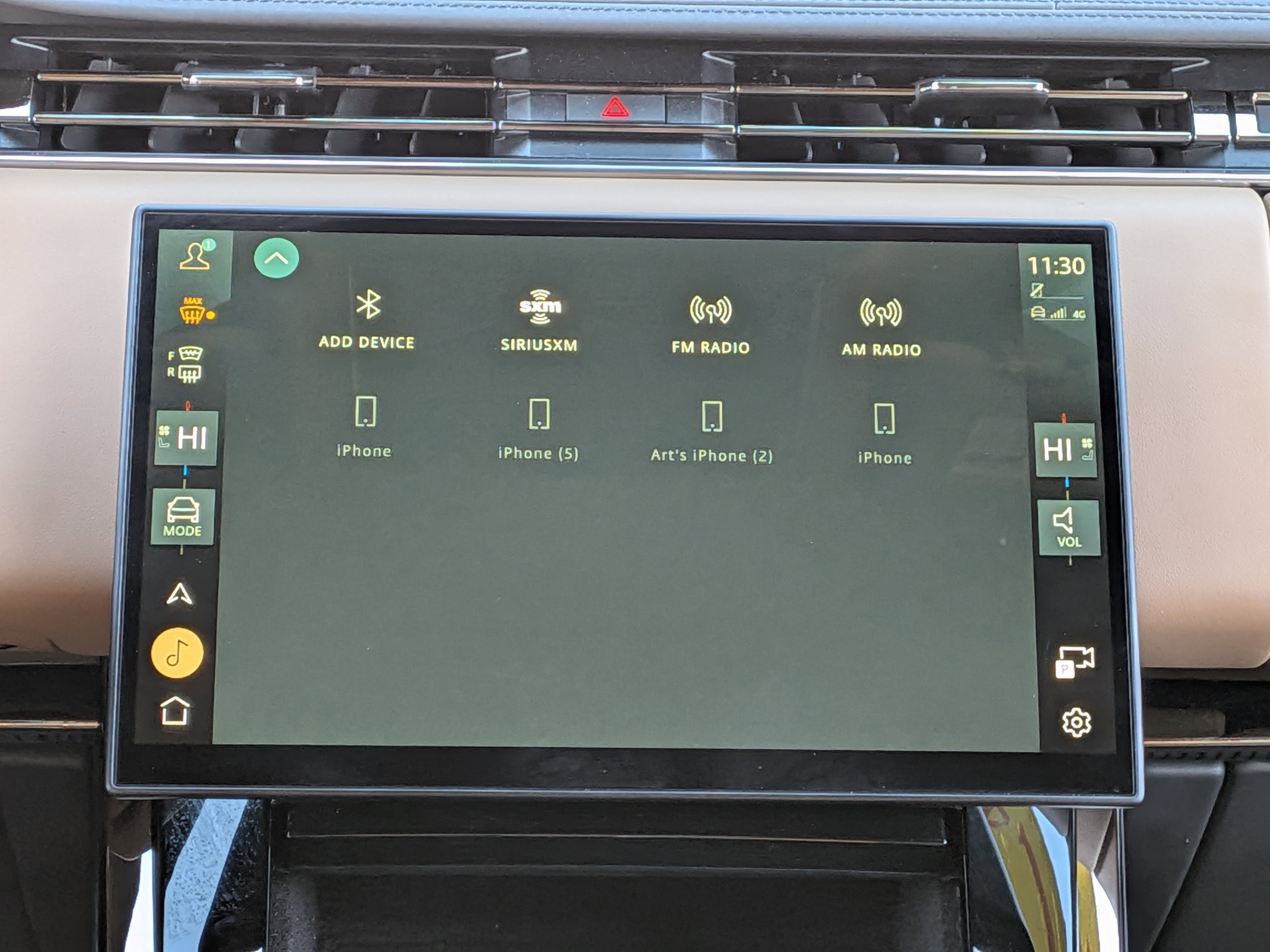 Used 2024 Land Rover Range Rover Sport SE image 30