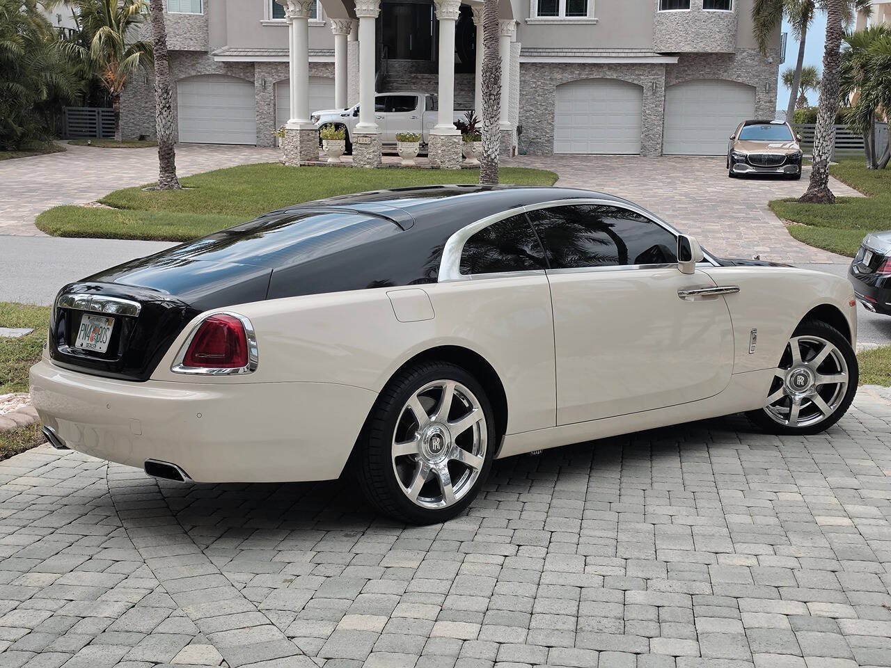 Used 2014 Rolls-Royce Wraith RWD image 6