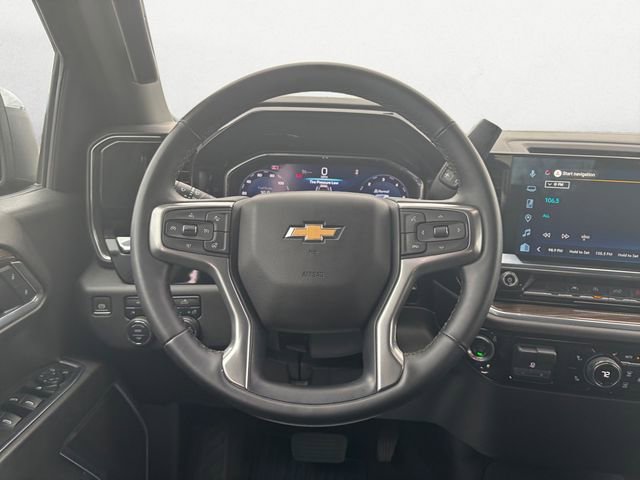 Used 2025 Chevrolet Silverado 1500 LT image 12