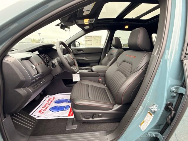 New 2026 Nissan Pathfinder Rock Creek w/ Rock Creek Premium Package image 13
