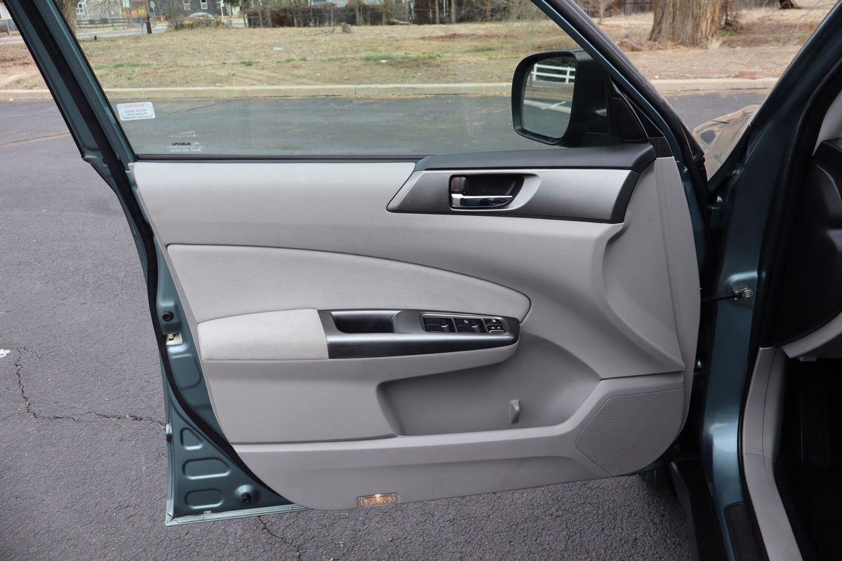 Used 2011 Subaru Forester 2.5X Limited w/ Utility Pkg image 23