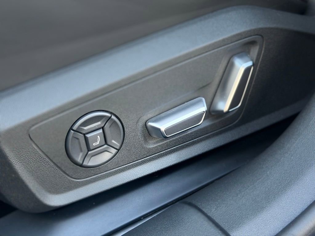 Used 2025 Audi S5 Premium Plus w/ Premium Plus Package image 16