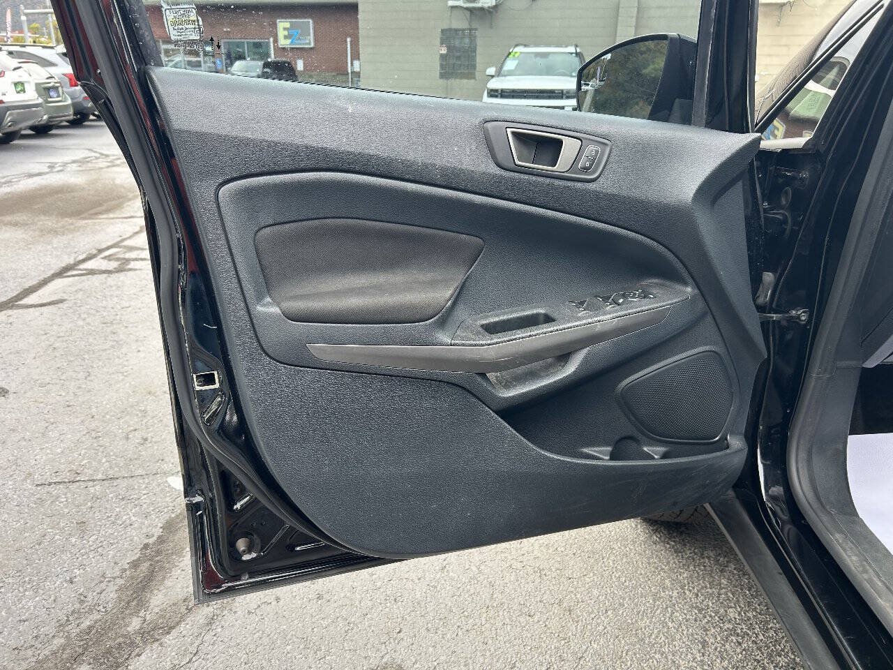 Used 2021 Ford EcoSport SE FWD image 18