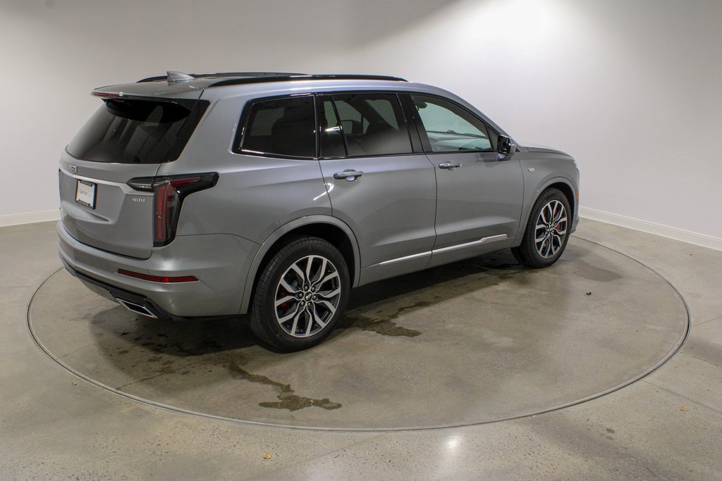 Used 2024 Cadillac XT6 Sport image 5