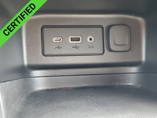 Certified 2022 Chevrolet Equinox LT w/ LPO, Floor Liner Package image 39