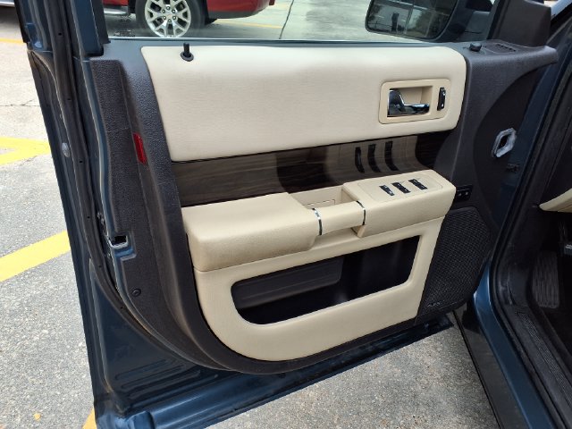 Used 2016 Ford Flex SEL w/ Equipment Group 202A FWD image 20
