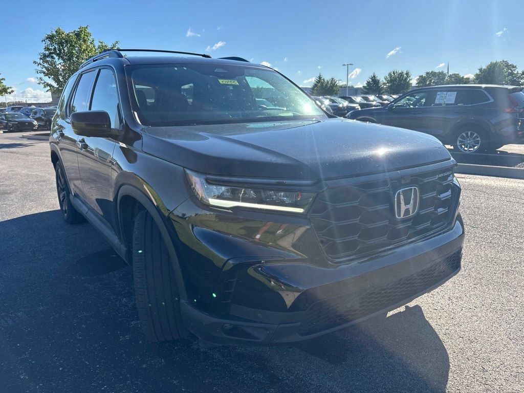 Used 2025 Honda Pilot Black Edition image 15