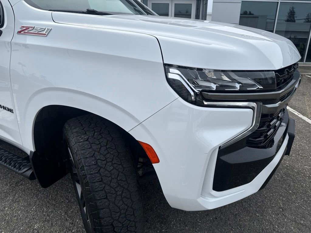 Used 2022 Chevrolet Tahoe Z71 w/ Luxury Package AWD/4WD image 10