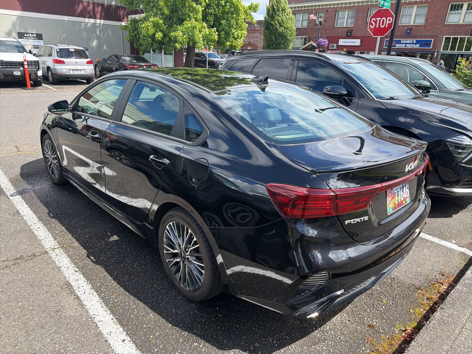 Certified 2022 Kia Forte GT-Line w/ GT-Line Premium Package FWD image 6