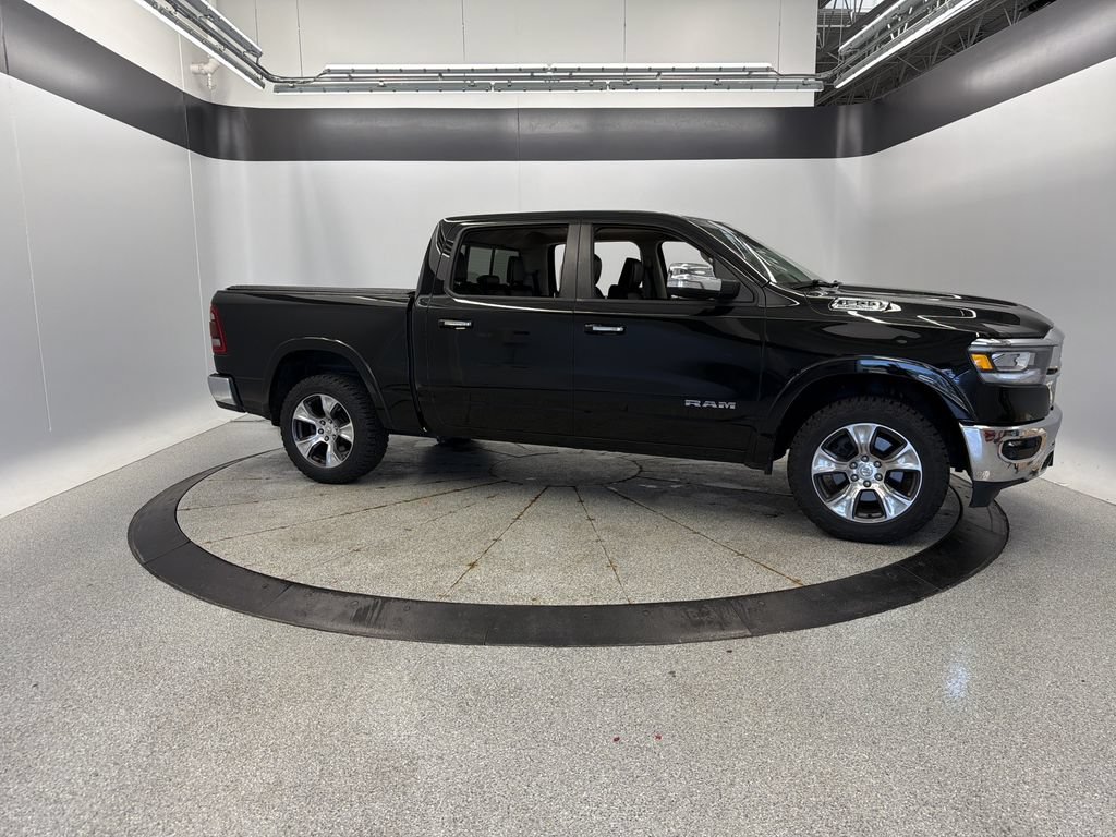 Used 2019 RAM 1500 Laramie AWD/4WD image 9
