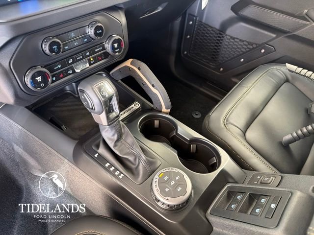 New 2025 Ford Bronco Badlands image 24