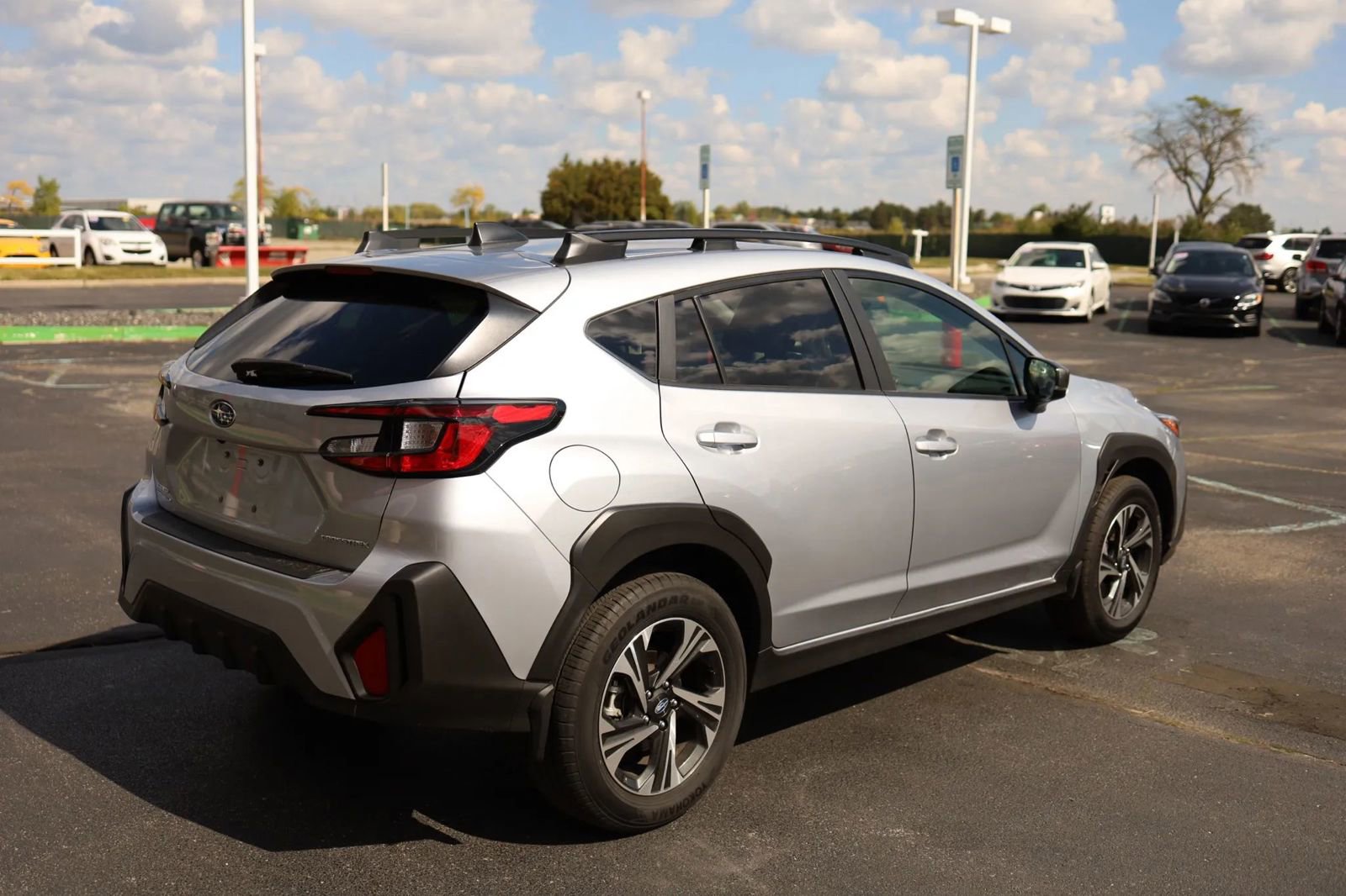 Used 2024 Subaru Crosstrek 2.0i Premium AWD/4WD image 5