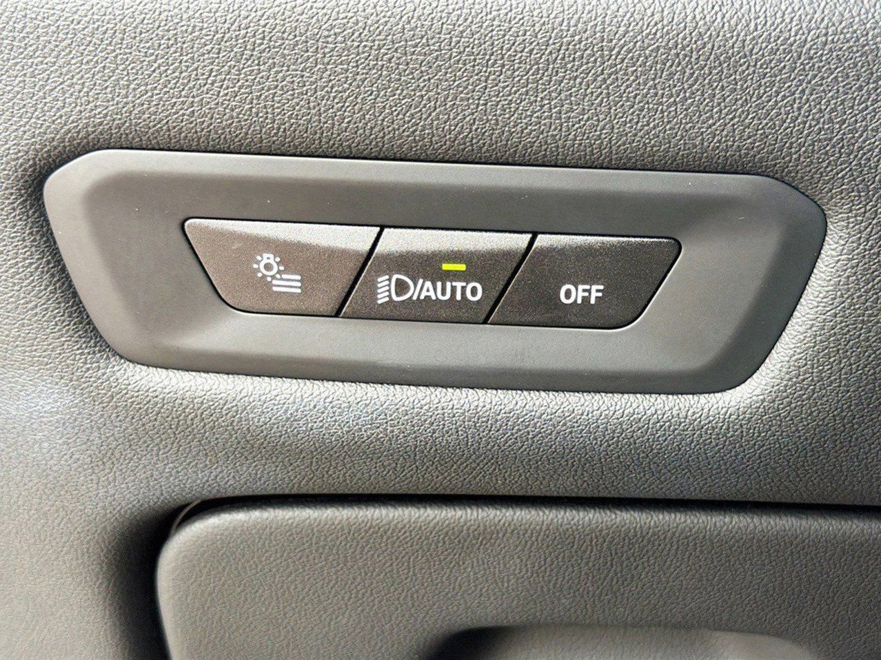 Certified 2025 BMW X5 xDrive40i image 33