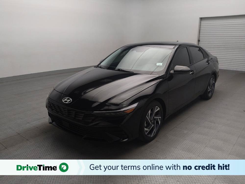 Used 2025 Hyundai Elantra SEL FWD image 1