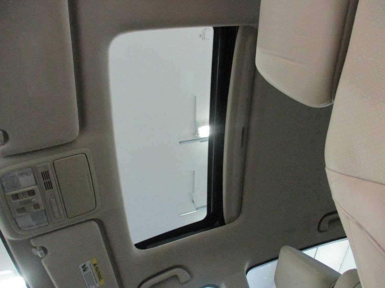 Used 2017 Honda Accord EX-L image 9