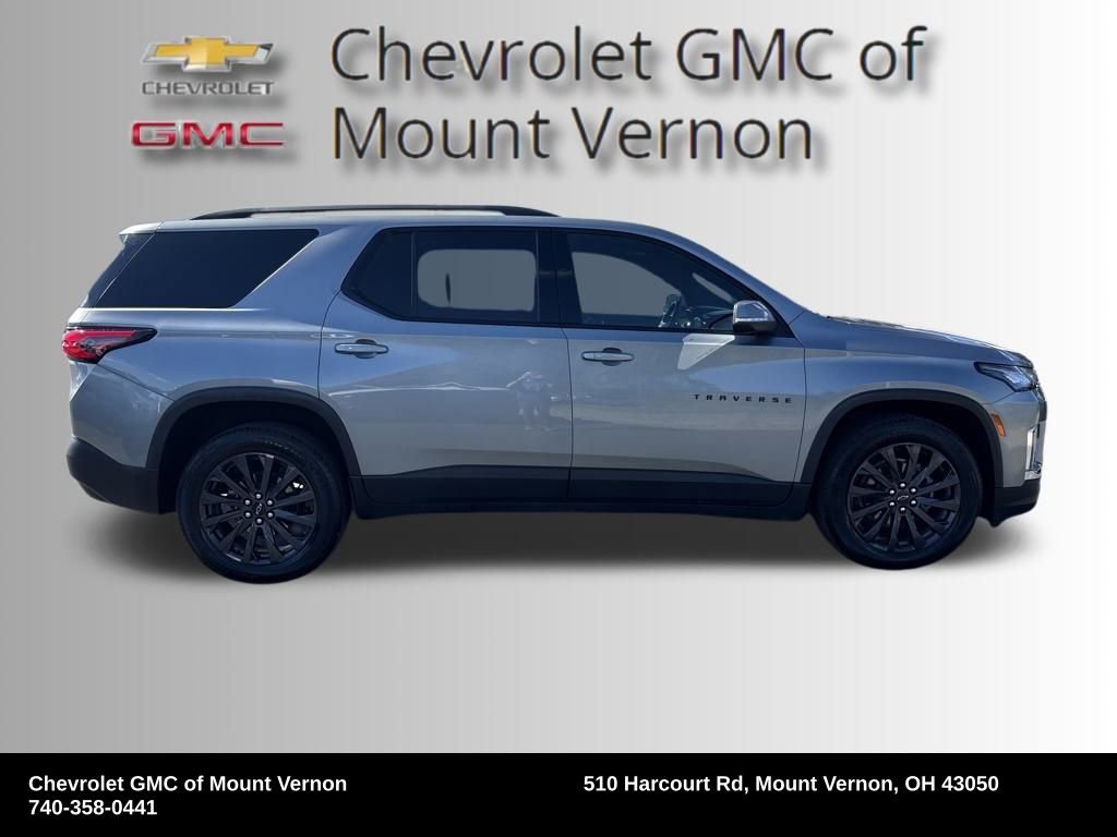 Used 2023 Chevrolet Traverse RS image 7