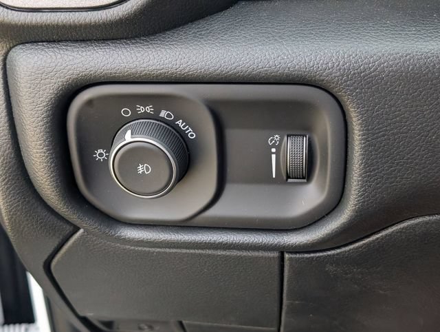 New 2026 RAM 3500 Tradesman w/ Chrome Appearance Group A AWD/4WD image 12