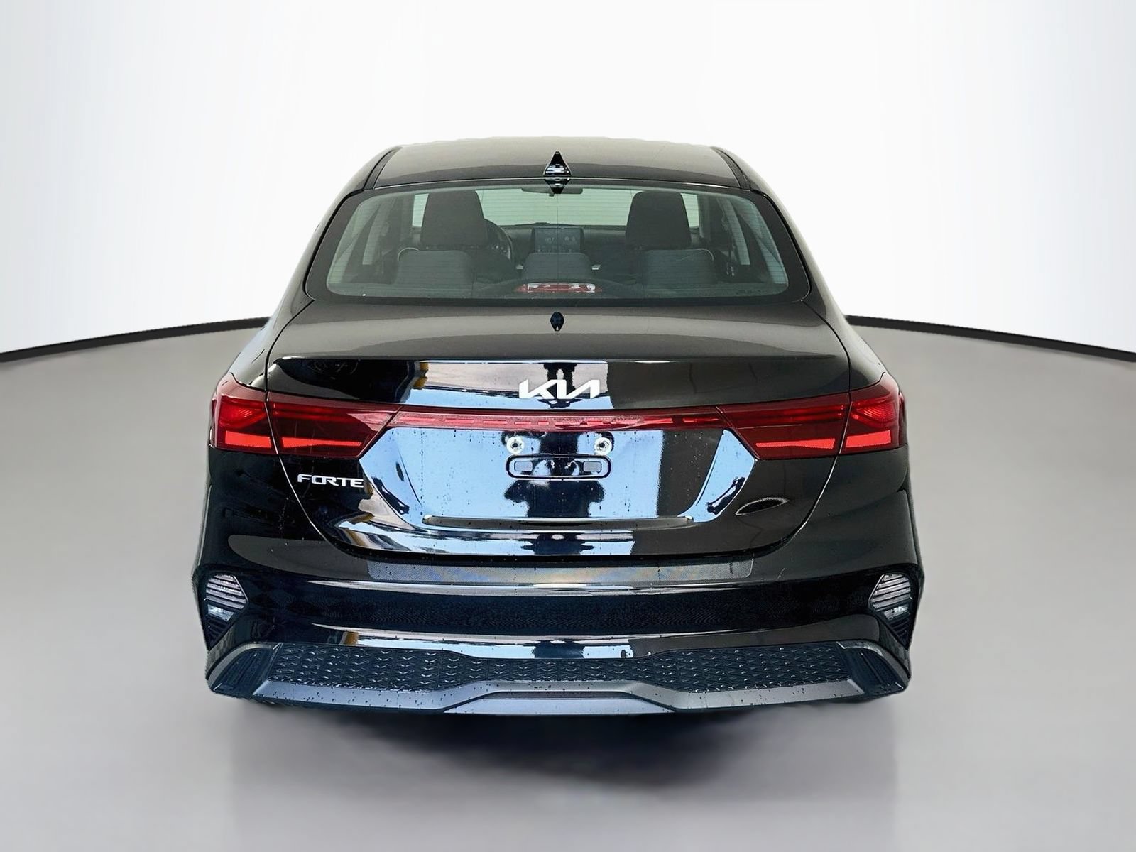 Used 2022 Kia Forte LXS FWD image 6