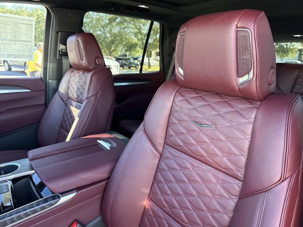 New 2027 Cadillac Escalade Sport w/ LPO, ONYX Package AWD/4WD image 22
