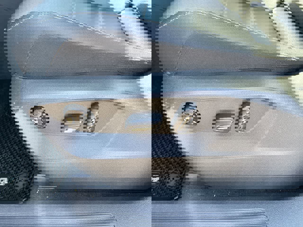 Used 2019 Volkswagen Tiguan SE w/ Panoramic Sunroof Package image 22