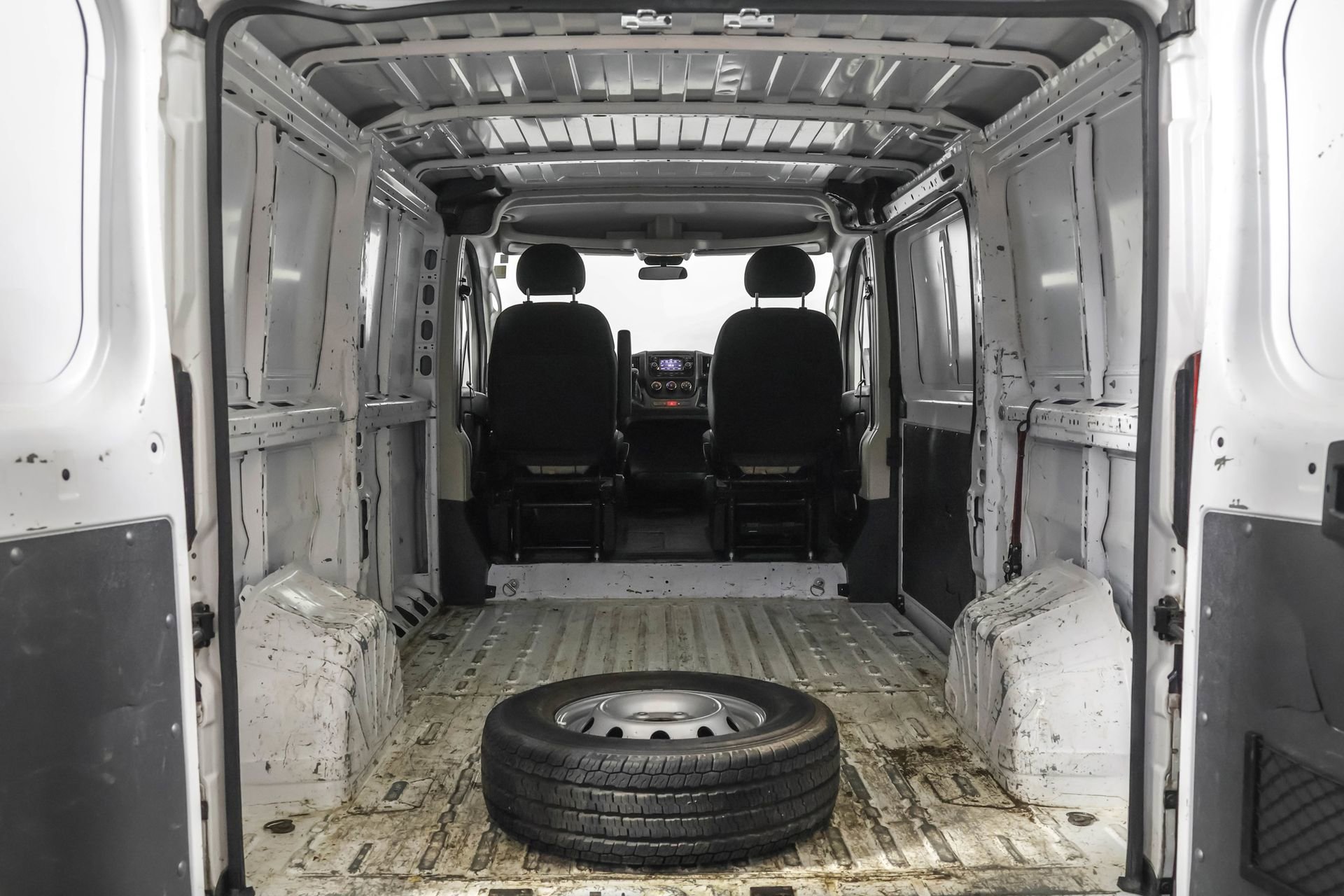 Used 2019 RAM ProMaster 1500 w/ Interior Convenience Group image 33