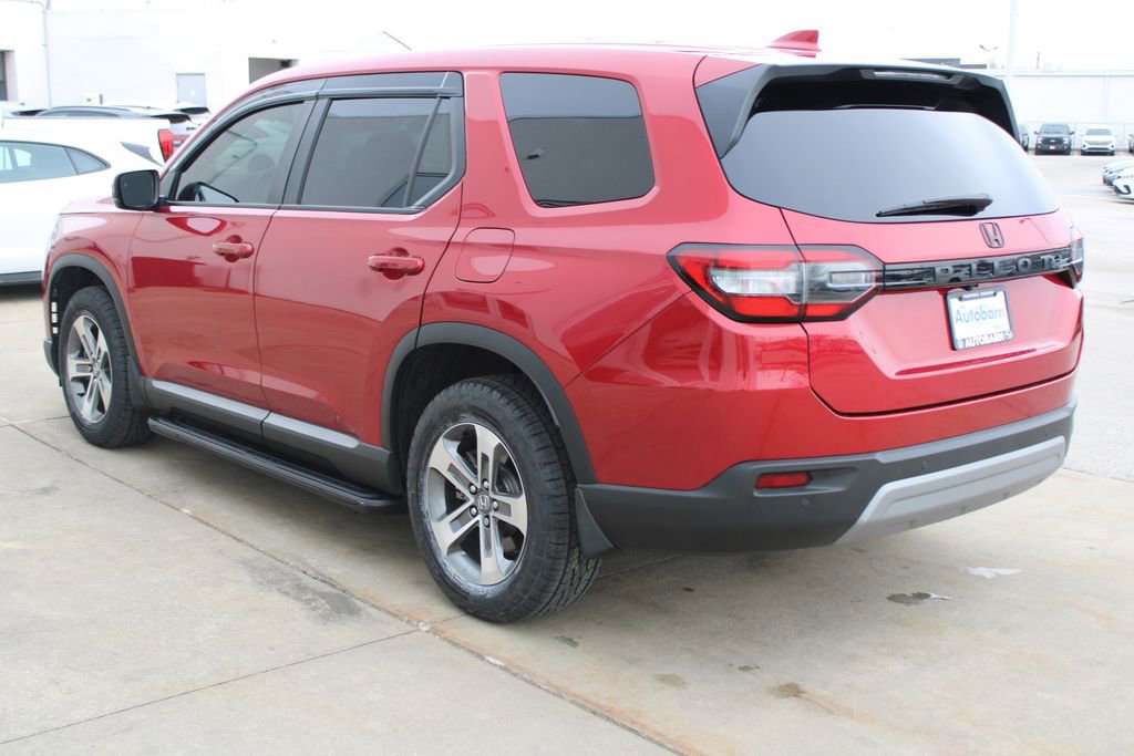 Used 2023 Honda Pilot EX-L image 4
