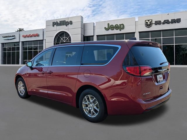 New 2026 Chrysler Voyager LX FWD image 6