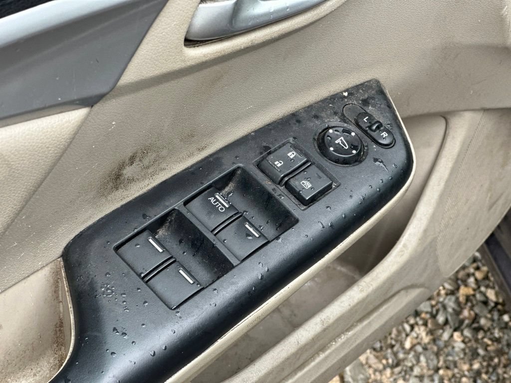 Used 2013 Honda Civic EX-L image 16