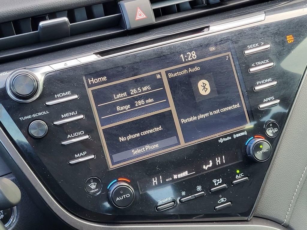 Used 2019 Toyota Camry XSE image 15