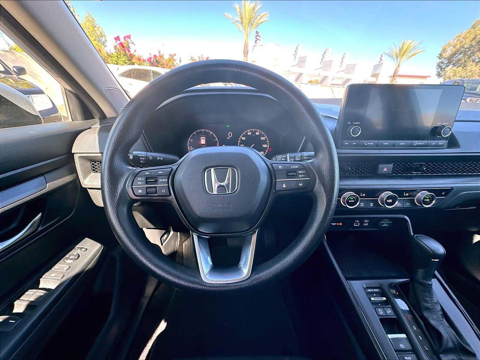 Used 2023 Honda CR-V EX image 8