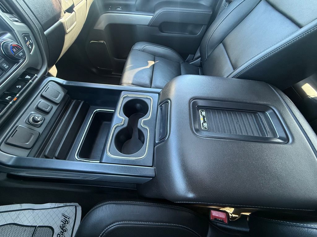Used 2016 Chevrolet Silverado 2500 LTZ image 28