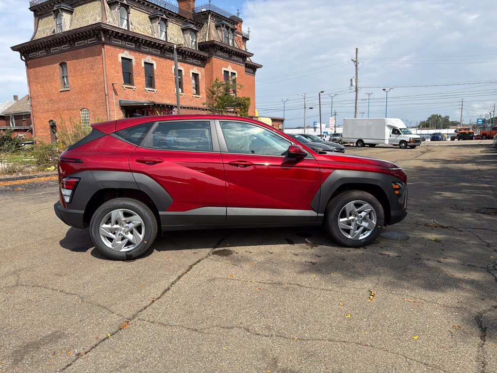 New 2027 Hyundai Kona SE AWD/4WD image 8