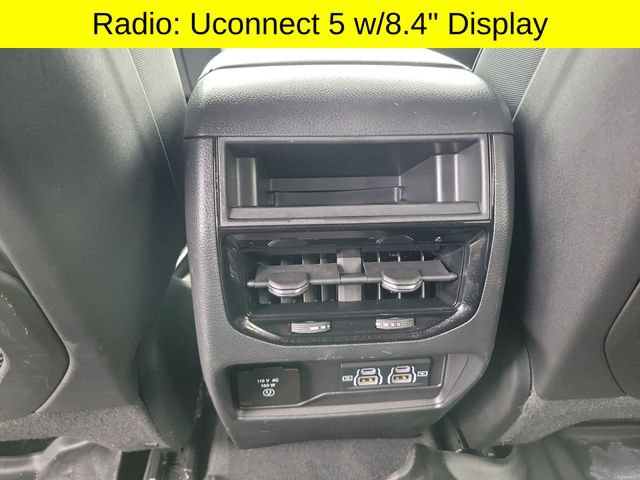 Certified 2024 Jeep Grand Cherokee Altitude AWD/4WD image 10