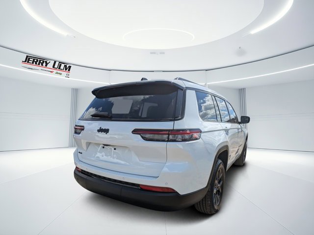 New 2025 Jeep Grand Cherokee L Altitude image 3