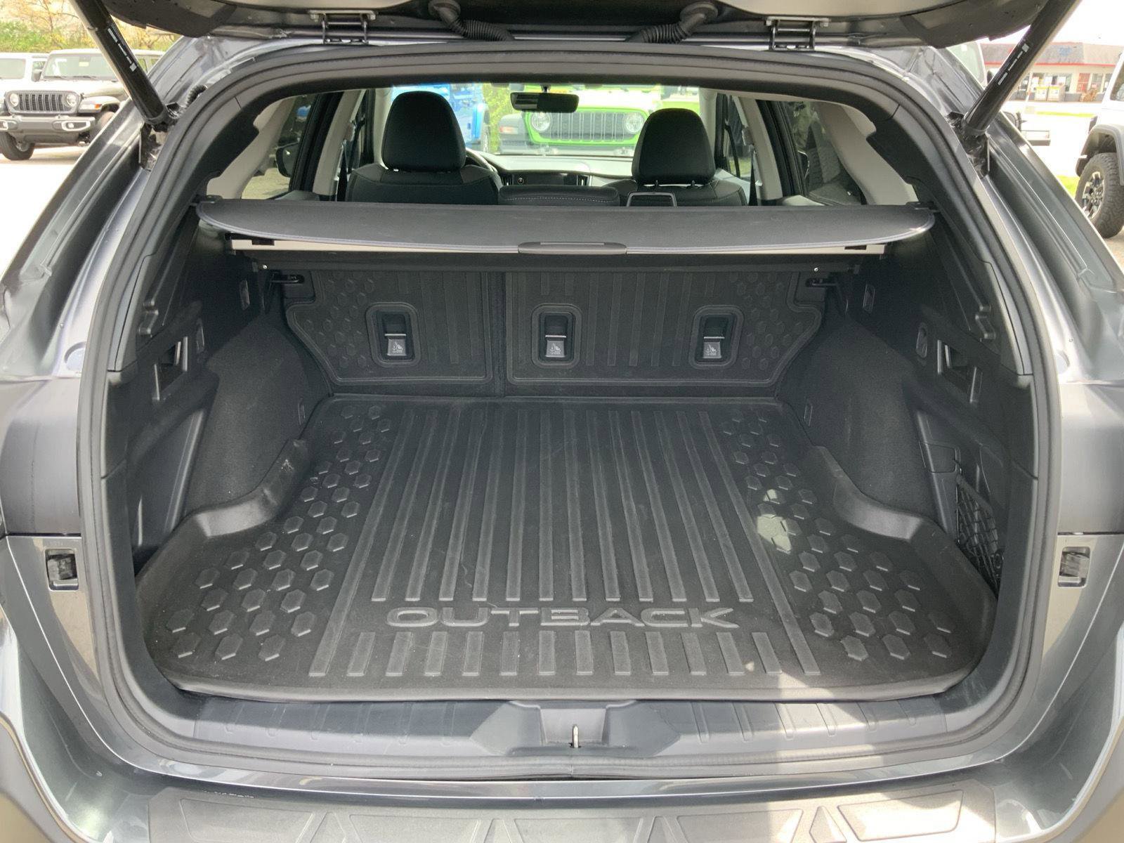 Used 2021 Subaru Outback Onyx Edition XT w/ Popular Package #2 image 11