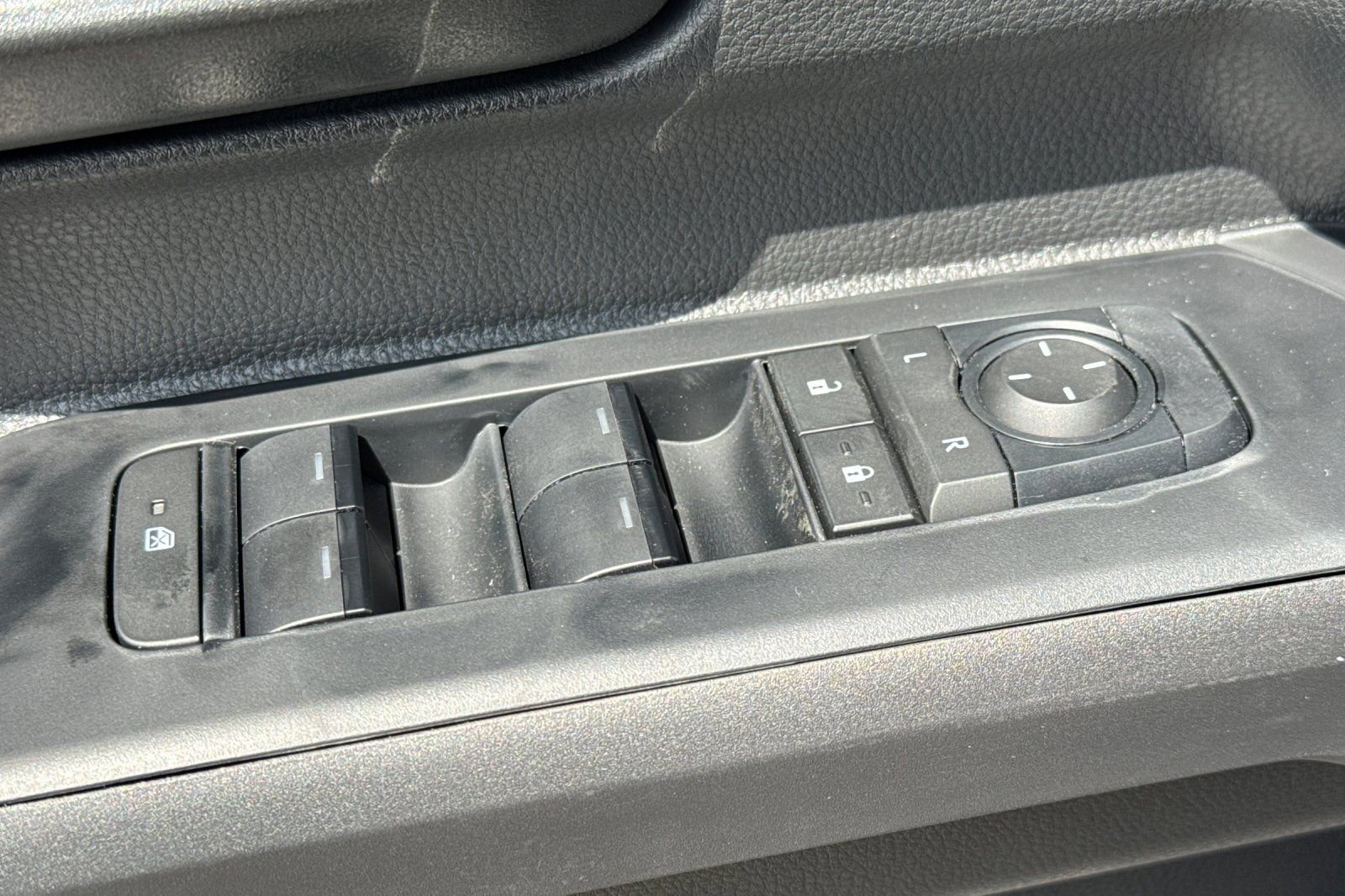 New 2026 Toyota Tacoma SR5 image 12