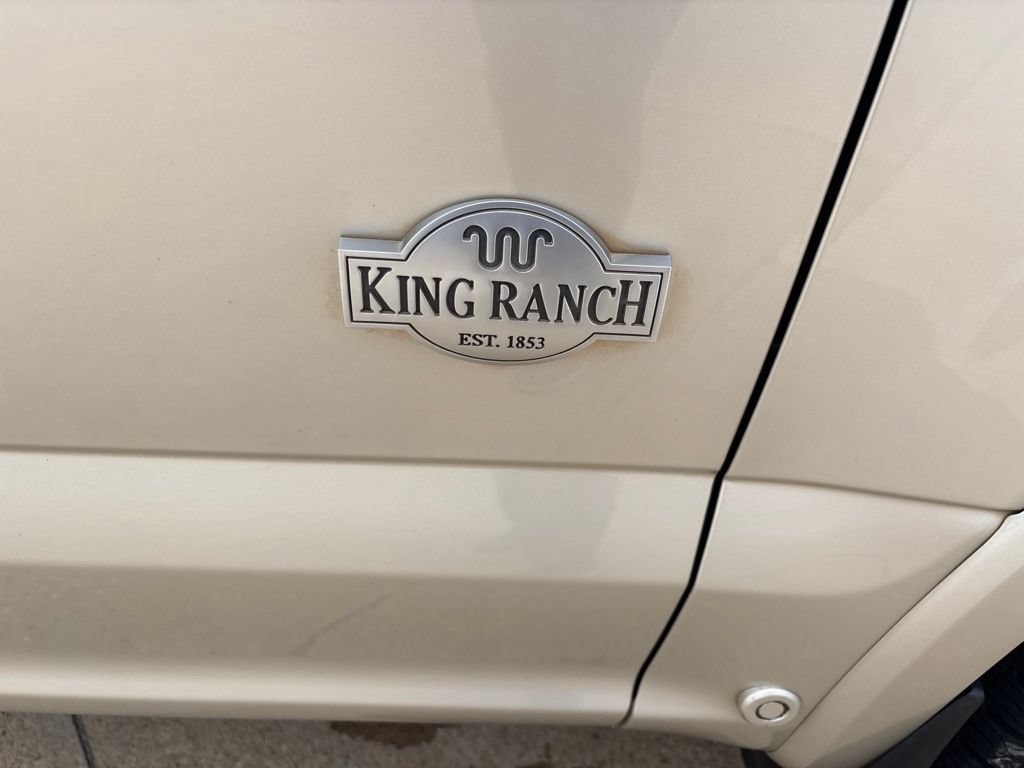 Used 2018 Ford F150 King Ranch w/ Equipment Group 601A Luxury AWD/4WD image 4